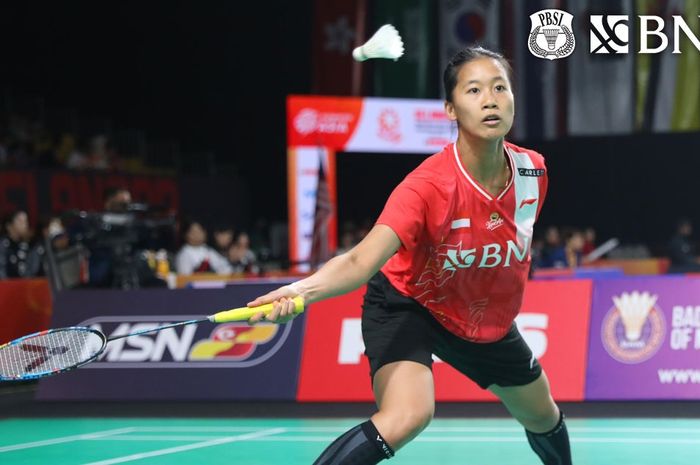 Tunggal putri Indonesia, Putri Kusuma Wardani, saat menghadapi Lo Sin Yan Happy dari Hong Kong pada Kejuaraan Beregu Asia 2024 di Setia City Convention Center, Selangor, Malaysia, 15 Februari 2024.