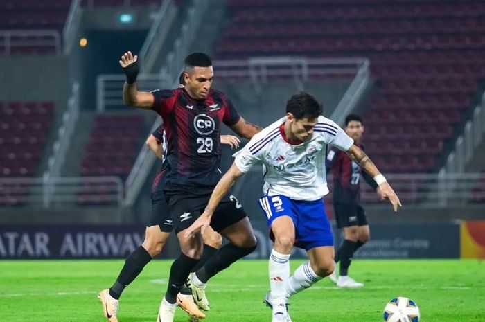 Suasana pertandingan Bangkok United versus Yokohama F. Marinos pada leg pertama babak 16 besar Liga Champions Asia 2023/2024.