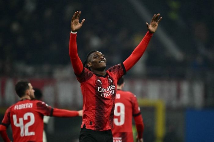 Rafael Leao diprediksi bakal jadi penyerang tengah AC Milan dalam derbi melawan Inter Milan di Liga Italia (22/4/2024).