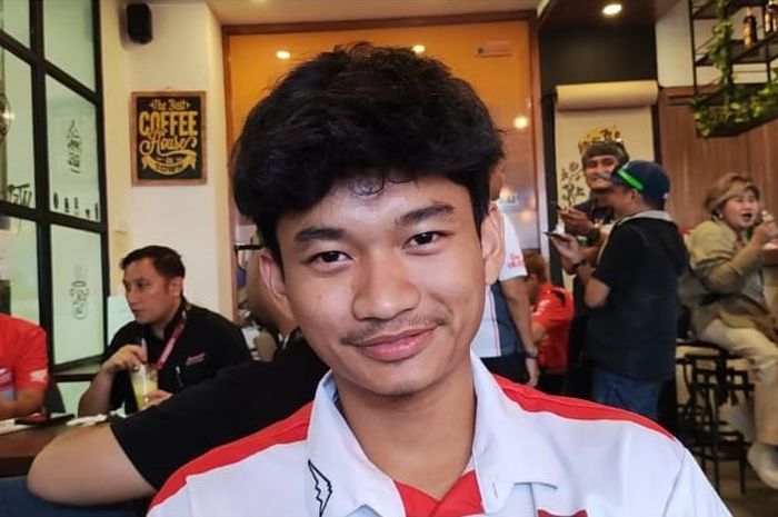 Pembalap Astra Honda Racing Team, Fadillah Arbi Aditama, akan berlaga di JuniorGP 2024. 