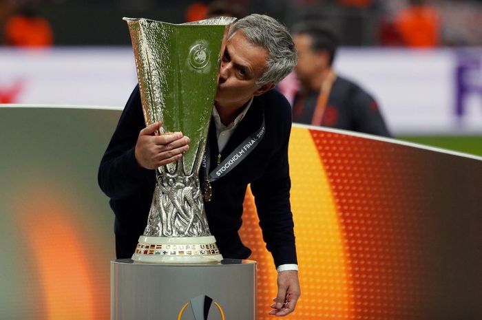 Manchester United akan menghadapi klub Jose Mourinho di Liga Europa 2024-2025.