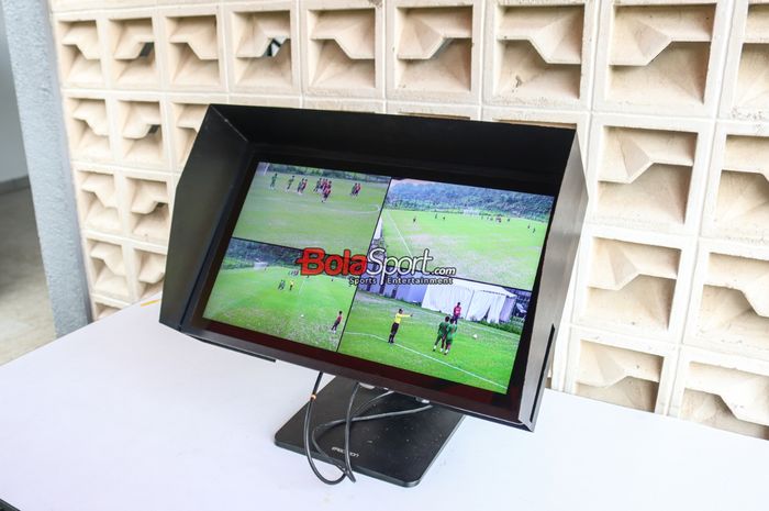 Suasana uji coba VAR (Video Assistant Referee) di Jeep Station Indonesia, Megamendung, Bogor, Jawa Barat, Sabtu (17/2/2024).