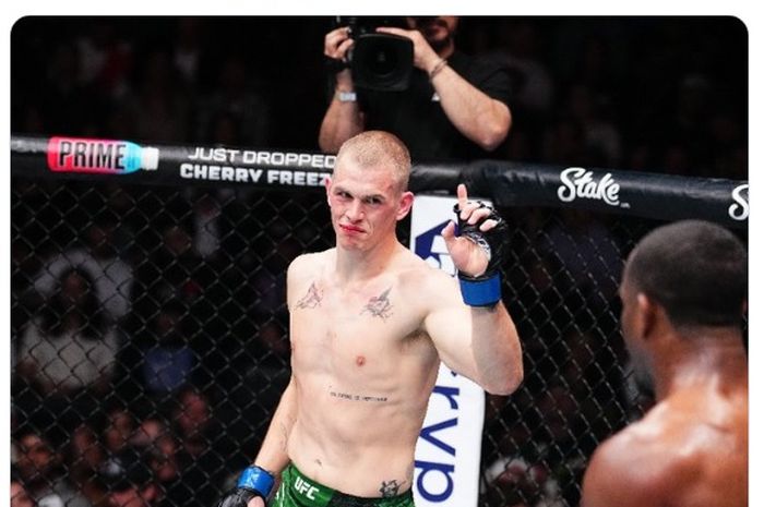 Calon penerus Conor McGregor, Ian Machado Garry menangi UFC 298 lewat penilaian juri dan mempertahankan rekor sempurnanya.