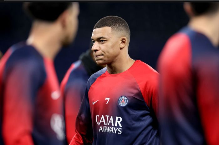 Bintang Paris Saint-Germain, Kylian Mbappe, dikabarkan sudah 100 persen menjadi milik Real Madrid.