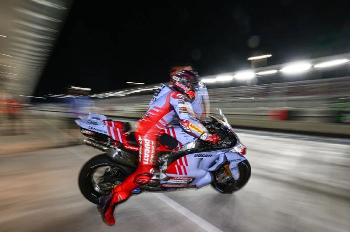 Pembalap Gresini Racing, Marc Marquez, pada tes pramusim MotoGP 2024 di Sirkuit Lusail, Qatar, Senin, 19 Februari 2024