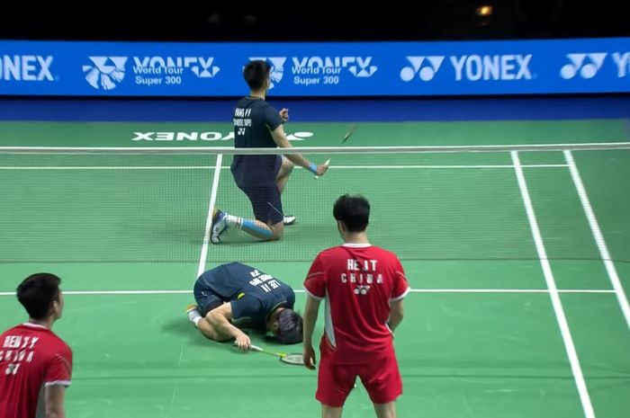 Ganda putra Taiwan, Lee Jhe-Huei/Yang Po-Hsuan, merayakan kemenangan atas He Ji Ting/Ren Xiang Yu dari Taiwan pada final German Open 2024 di Muelheim, Jerman, 3 Maret 2024.