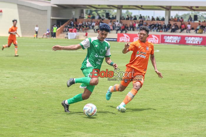 Suasana final Elite Pro Acamedy (EPA) 2023 antara Borneo FC U-18 versus PSS Sleman U-18 di Garudayaksa Football Academy, Cileungsi, Jawa Barat, Rabu (6/3/2024).