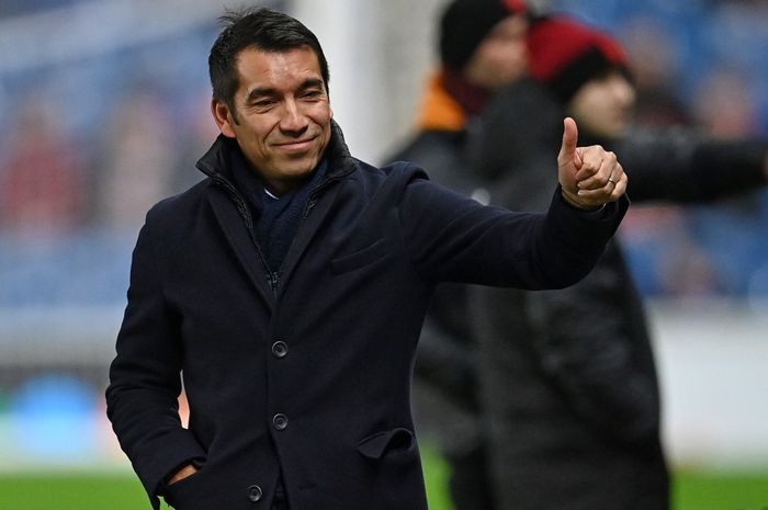 BJuru taktik berdarah Maluku, Giovanni van Bronckhorst, resmi menjadi salah satu asisten Arne Slot di Liverpool.