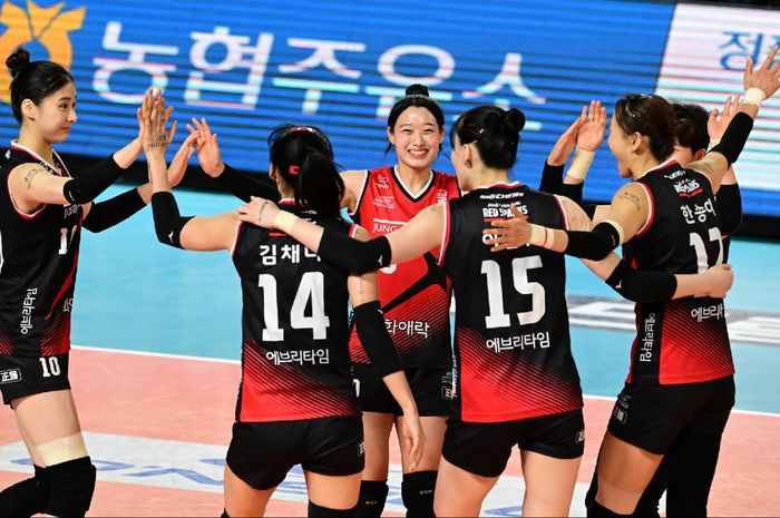 Daejeon JungKwanJang Red Sparks saat melawan Gwangju AI Peppers Savings Bank pada lanjutan Liga Voli Korea, Kamis 13 Maret 2024