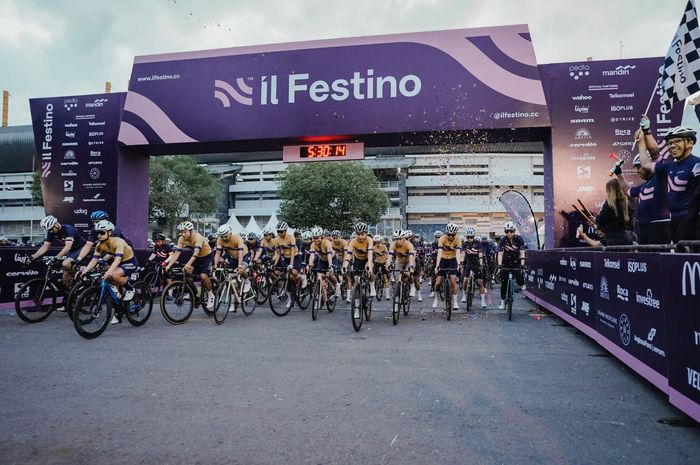 Lomba sepeda Maybank Cycling Series Il Festino 2024 di Yogyakarta pada 5 Mei 2024.