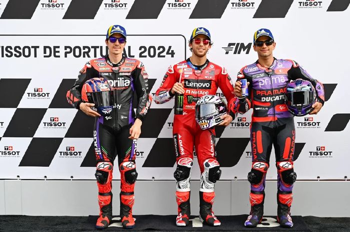 dari kiri: Maverick Vinales (Aprilia Racing), Enea Bastianini (Ducati Lenovo), dan Jorge Martin (Prima Pramac Racing) setelah menyelesaikan sesi kualifikasi MotoGP Portugal 2024 di Sirkuit Algarve, Portimao, Sabtu, 23 Maret 2024