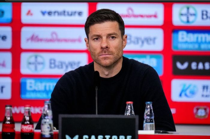 Xabi Alonso, pelatih Bayer Leverkusen.