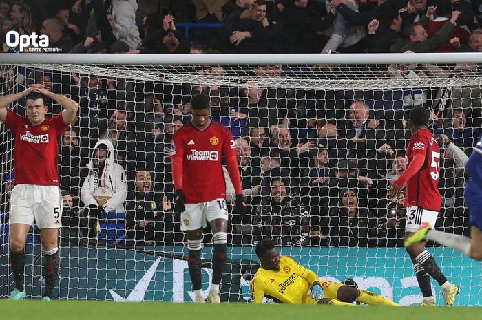 Manchester United menelan kekalahan dari Chelsea pada matchweek 31 Liga Inggris 2023-2024 di Stadion Stamford Bridge, Kamis (4/4/2024).