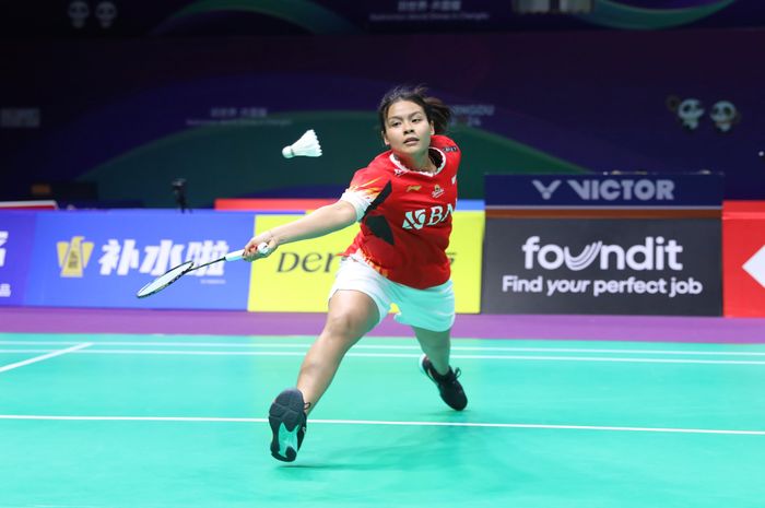 Pebulu tangkis tunggal putri Indonesia, Komang Ayu Cahya Dewi, pada partai kelima melawan Hong Kong Uber Cup 2024 di Hi-Tech Zone Sport Centre, Chengdu, Sichuan, China, Sabtu (27/4/2024).