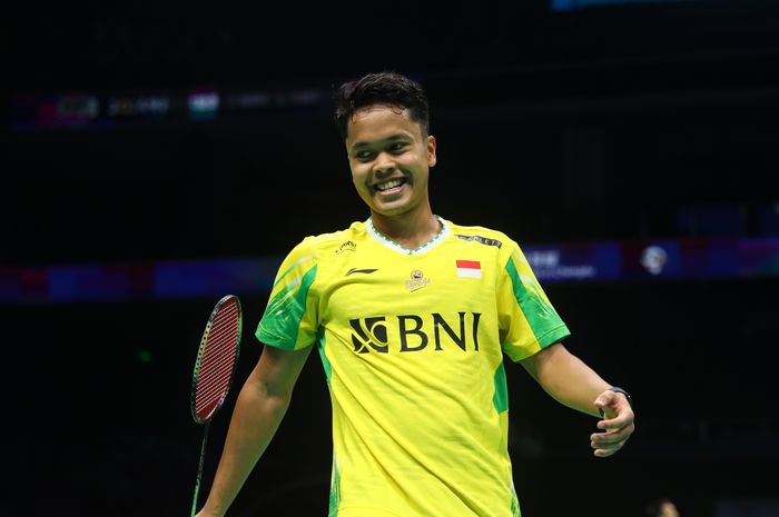 Tunggal putra Indonesia, Anthony Sinisuka Ginting saat menjalani latihan kedua Thomas Cup 2024 di Hi-Tech Zone Sports, Chengdu, Sichuan, China, Jumat (26/4/2024).