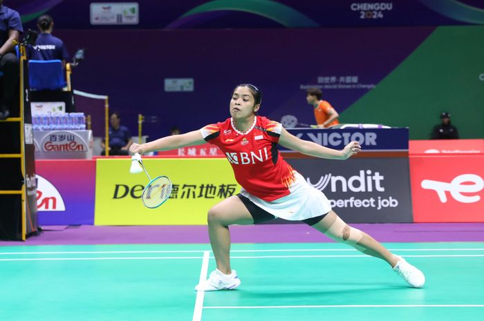 Pebulu tangkis tunggal putri, Gregoria Mariska Tunjung pada penyisihan grup Uber Cup 2024 melawan Hong Kong di Hi-Tech Zone Sports Centre, Chengdu, China, Sabtu (27/4/2024).