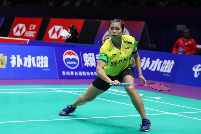 Tunggal putri Indonesia, Ruzana, saat tampil di partai pamungkas antara Indonesia vs Uganda pada penyisihan Grup C Uber Cup 2024, Senin (29/4/2024).