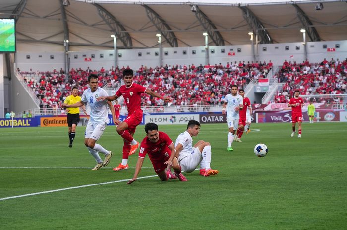 Timnas U-23 Indonesia menghadapi Uzbekistan U-23 dalam laga semifinal Piala Asia U-23 2024 di Stadion Abdullah bin Khalifa, Doha, Qatar.