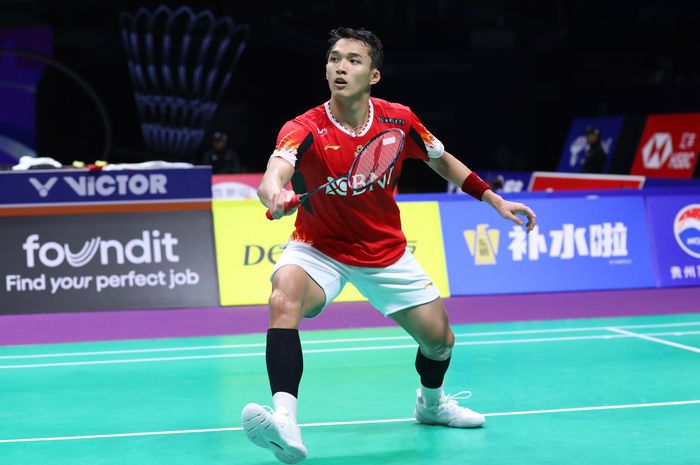 Pebulu tangkis tunggal putra, Jonatan Christie, pada partai ketiga penentuan juara Grup C Thomas Cup 2024 melawan India di Hi-Tech Zone Sports Centre, Chengdu, China, Rabu (1/5/2024).