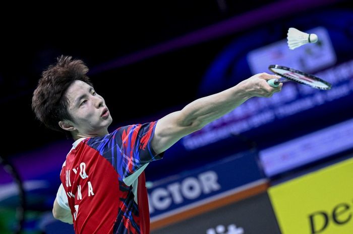 Pebulu tangkis tunggal putra China, Shi Yu Qi melaju ke semifinal Singapore Open 2024