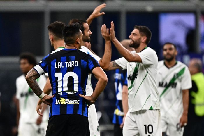 Inter Milan saat kalah dari Sassuolo pada duel Liga Italia di San Siro (27/9/2023). Sang juara kembali takluk dari musuh terkutuk mereka itu di pertemuan kedua sehingga gagal meraih 100 poin pada klasemen akhir.