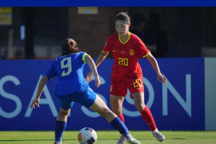 Suasana pertandingan Thailand vs China pada matchday kedua Grup B Piala Asia Wanita U-17 2024 di Bali United Training Center, Bali, Jumat (10/5/2024).