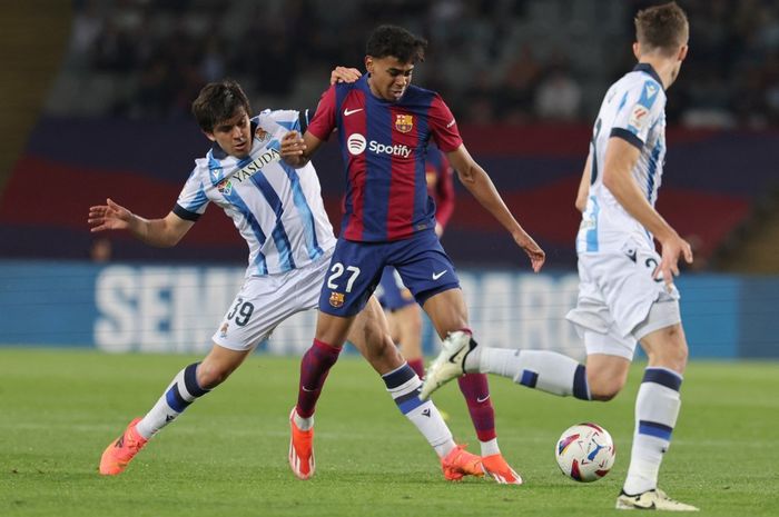 Bocah ajaib Barcelona, Lamine Yamal, mencetak gol ke gawang Real Sociedad, Senin (13/5/2024)