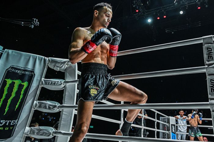 Mantan juara kelas jerami kickboxing ONE Championship, Jonathan di Bella.