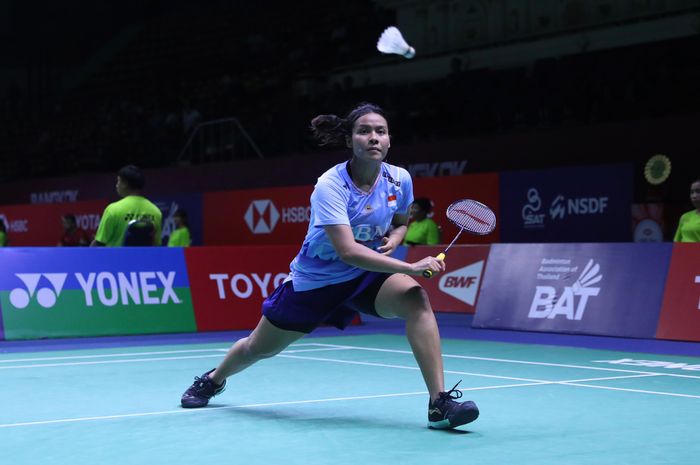 Pebulu tangkis tunggal putri Indonesia, Komang Ayu Cahya Dewi, pada babak pertama Thailand Open 2024 di Nimibutr Stadium, Bangkok, Rabu (15/5/2024).