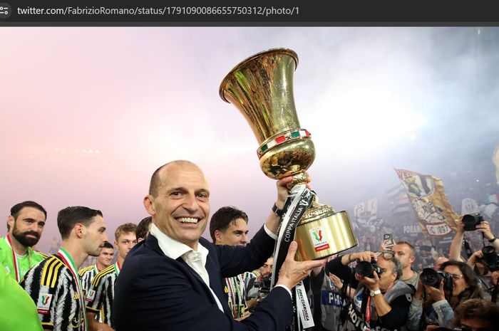 Fans menyebut Juventus tidak paham sepak bola karena mereka memutuskan untuk memecat Massimiliano Allegri pada akhir musim 2023-2024 ini.