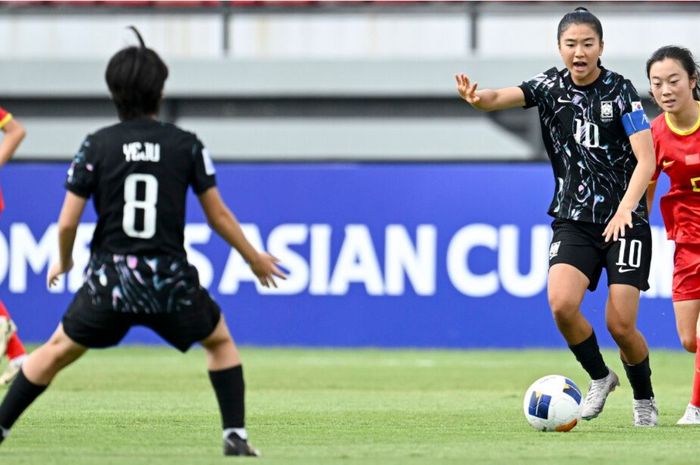 Suasana pertandingan Korea Selatan vs China di laga perebutan tempat ketiga Piala Asia U-17 Wanita 2024