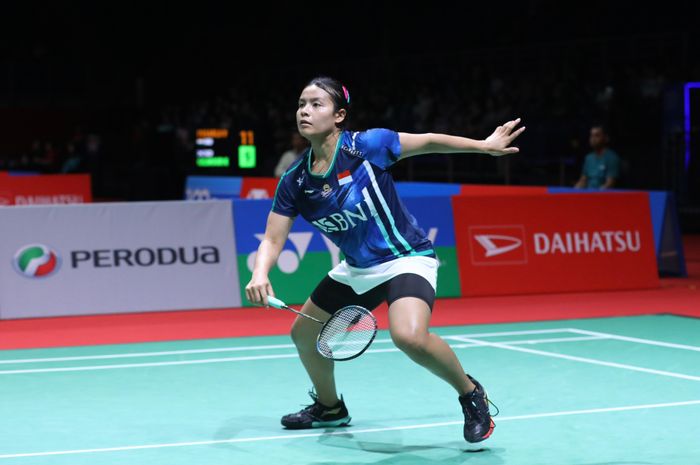 Tunggal putri Indonesia, Komang Ayu Cahya Dewi saat bertanding pada babak pertama Malaysia Masters 2024 di Axiata Arena, Kuala Lumpur, Malaysia, Rabu (22/5/2024).