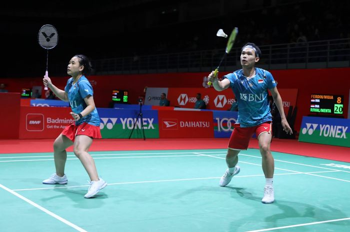 Ganda campuran Indonesia, Rinov Rivaldy/Pitha Haningtyas Mentari, pada babak perempat final Malaysia Masters 2024 di Axiata Arena, Bukit Jalil, Jumat (24/5/2024).