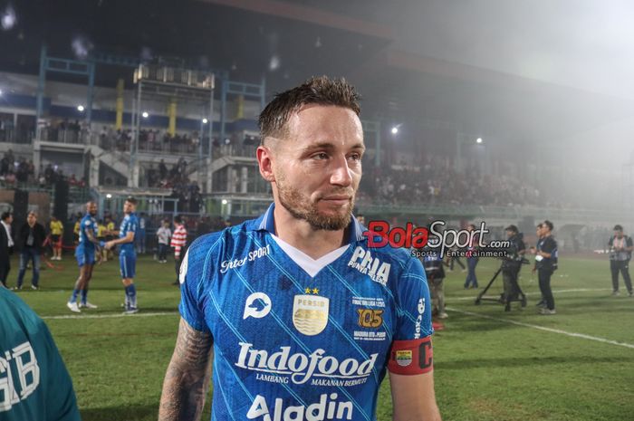 Pemain Persib Bandung, Marc Klok, saat ditemui di Stadion Gelora Bangkalan, Madura, Jawa Timur, Jumat (31/5/2024).