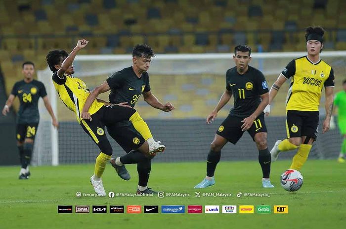 Suasana pertandingan Timnas Malaysia versus Perak FC pada laga uji coba menjelang Kualifikasi Piala Dunia 2026 zona Asia.