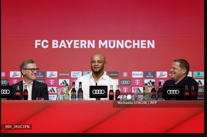 Vincent Kompany (tengah) dilantik sebagai pelatih baru Bayern Muenchen.