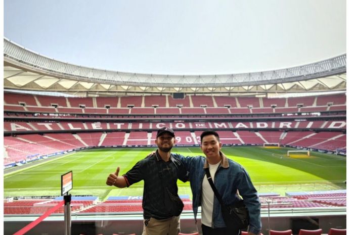 Perenang Timotius Mulyadi dan freestyler Rizal Pamungkas merasakan sendiri bagaimana sepak bola dihayati di Spanyol berkat LALIGA dan TikTok, melalui konten mereka, ini menciptakan jembatan antara Spanyol dan Indonesia.