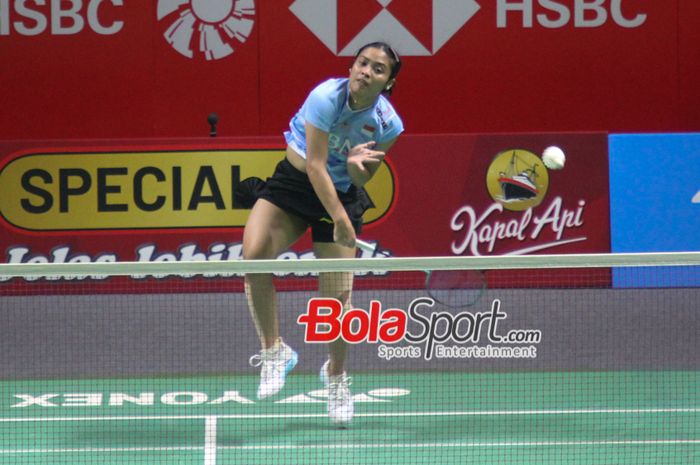 Tunggal Putri Indonesia Gregoria Mariska Tunjung saat menghadapi Supanida Katethong di Indonesia Open 2024, Istora Senayan, Jakarta, (6/6/2024)