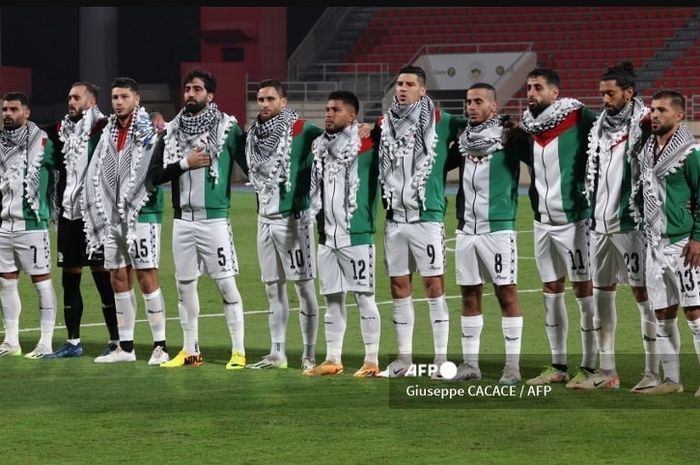 Timnas Palestina catat sejarah dengan melaju ke ronde ketiga Kualifikasi Piala Dunia 2026 Zona Asia, sedangkan rekan seklub Cristiano Ronaldo loloskan timnas Arab Saudi.