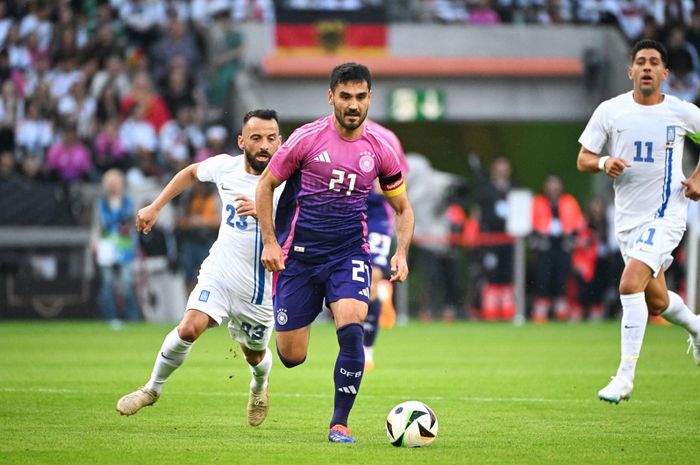 Aksi Ilkay Guendogan dalam laga uji coba timnas Jerman melawan Yunani di Borussia-Park, Gladbach (7/6/2024).