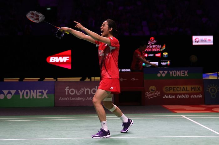 Pebulu tangkis tunggal putri Korea Selatan, An Se-young, meluapkan kegembiraan setelah lolos final Indonesia Open 2024 di Istora Senayan, Jakarta, Sabtu (8/6/2024).