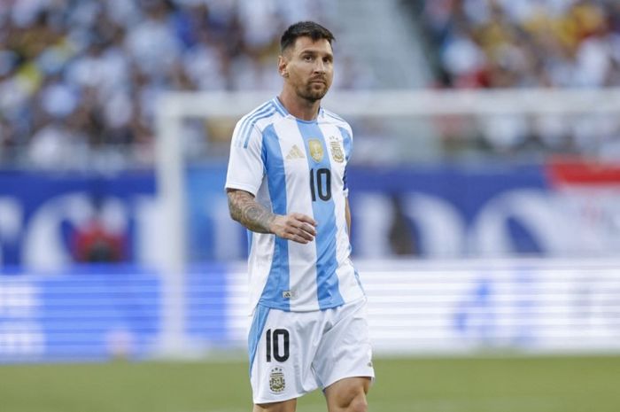 Aksi Lionel Messi saat Argentina beruji coba melawan Ekaudor, Senin (10/6/2024) pagi WIB.