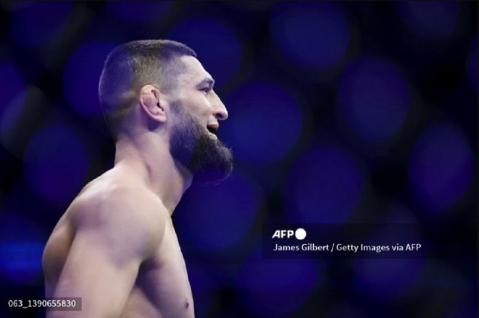 Respons menarik dilontarkan Khamzat Chimaev usai Robert Whittaker menangi duel di UFC Saudi Arabia.