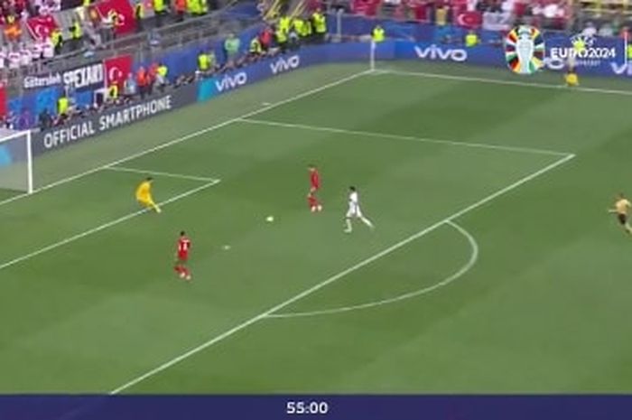 Momen Cristiano Ronaldo kasih assist untuk Bruno Fernandes dalam laga timnas Portugal vs Turkiye di Grup F Euro 2024 (22/6/2024).