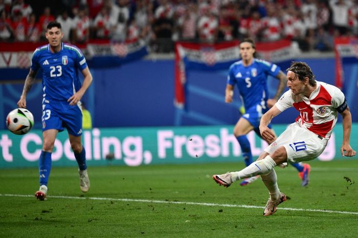 Luka Modric sudah berhasil membuat Cristiano Ronaldo lengser dari singgasana meski hanya dengan satu gol di EURO 2024.