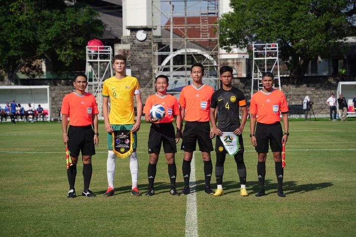 Suasana pertandingan antara Australia vs Malaysia pada matchday kedua Grup C ASEAN Cup U-16 2024 di Stadion Sriwedari, Surakarta, Rabu (26/6/2024).