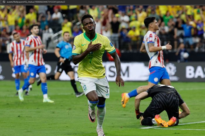 Vinicius Junior mengemas dua gol saat membantu Timnas Brasil menang 4-1 atas Paraguay pada matchday kedua Grup D Copa America 2024, Sabtu (29/6/2024) pagi WIB.