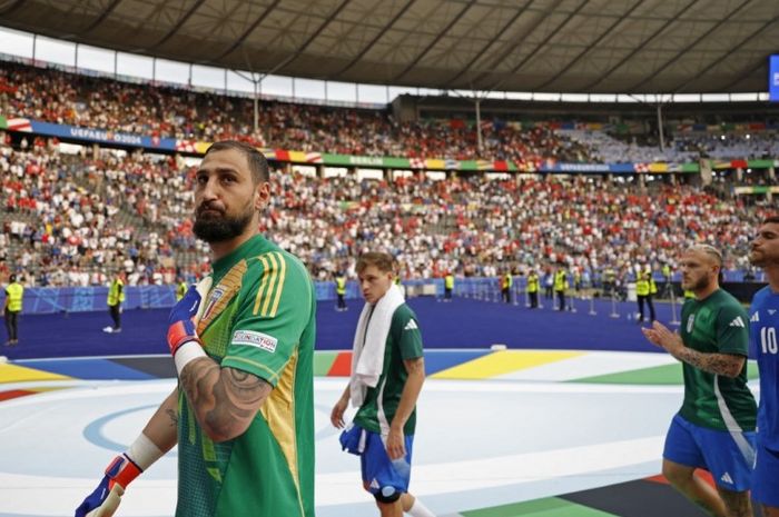 Kiper timnas Italia, Gianluigi Donnarumma, usai kekalahan dari Swiss pada babak 16 besar EURO 2024.