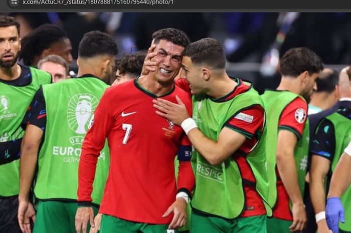 Momen Cristiano Ronaldo menangis jelang babak adu penalti kontra Slovenia di babak 16 besar Euro 2024.