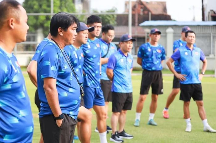 Pelatih Timnas U-16 Vietnam, Tran Minh Chien, mengungkapkan bahwa empat dari 11 pemainnya mengalami cedera usai melawan Thailand di semifinal ASEAN Cup U-16 2024.